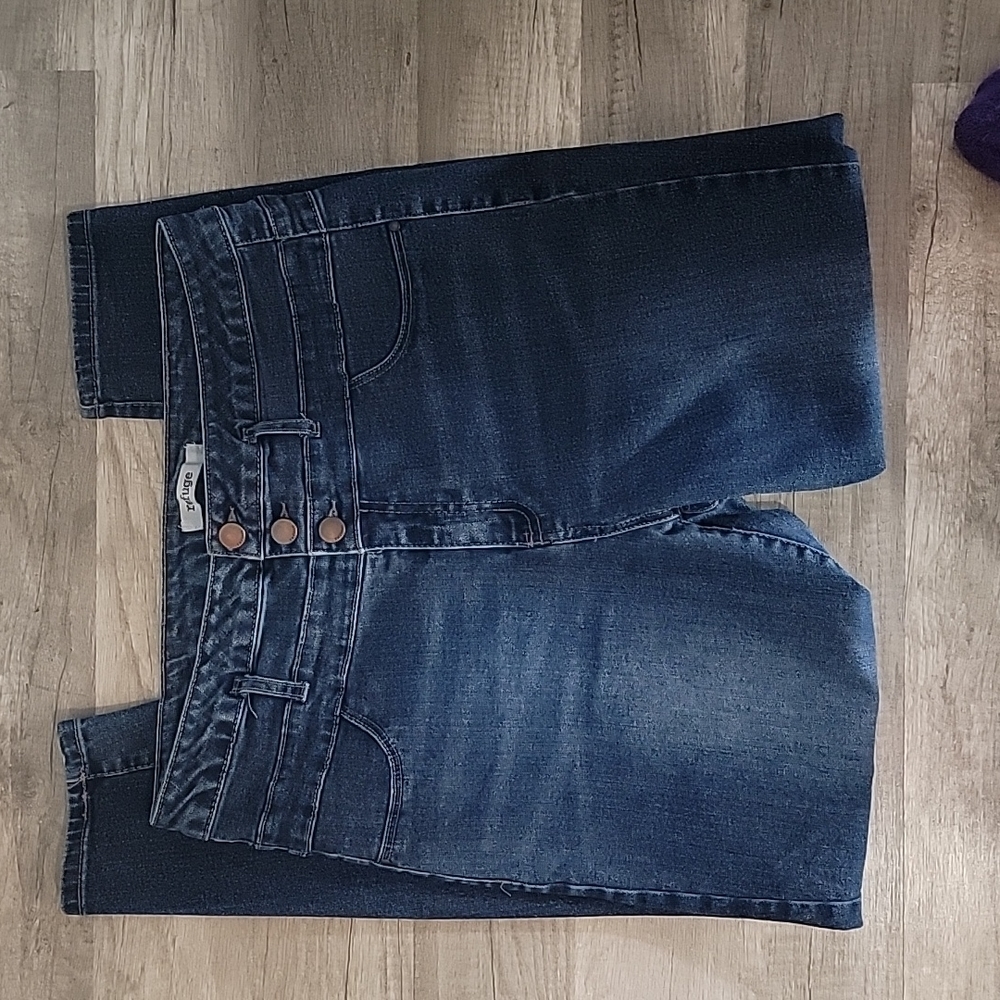 REFUGE Jeans Size 14